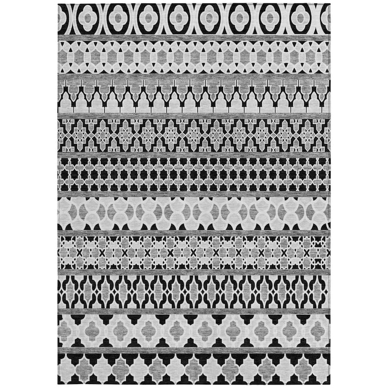 HomeRoots Quatrefoil Transitional Rectangle Outdoor Rug