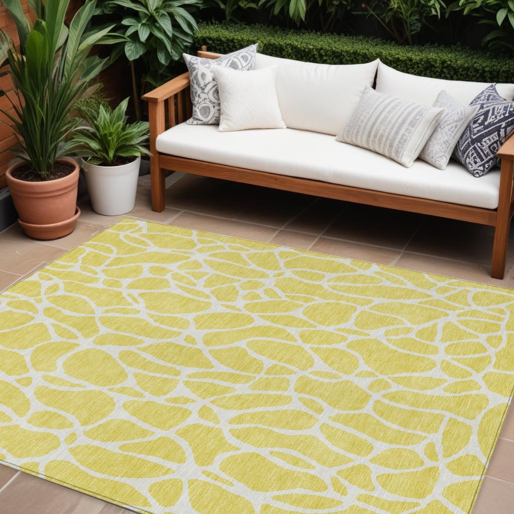 HomeRoots Geometric Transitional Rectangle Outdoor Rug