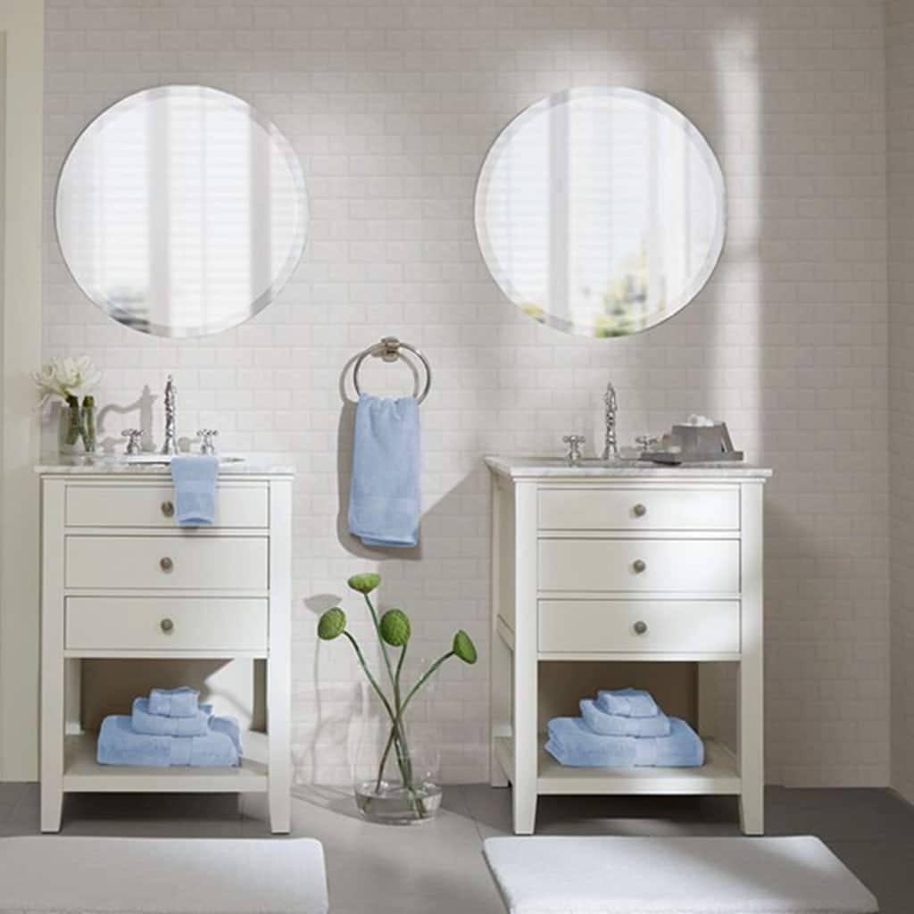 One hundred percent Cotton 8 Piece Antimicrobial Towel Set