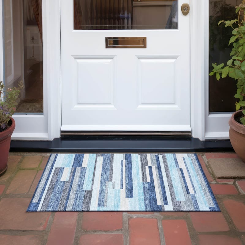Machine Washable Indoor/ Outdoor Modern Stripes Chantille Rug - Blue - 1'8" x 2'6"