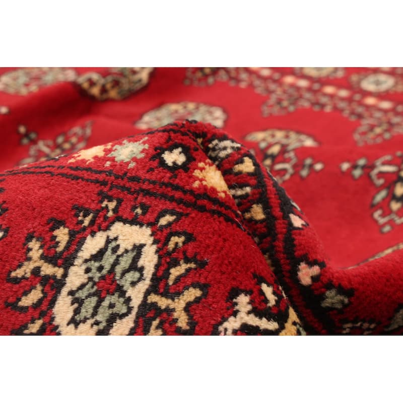 ECARPETGALLERY Hand-knotted Peshawar Bokhara Red Wool Rug - 4'1 x 6'3