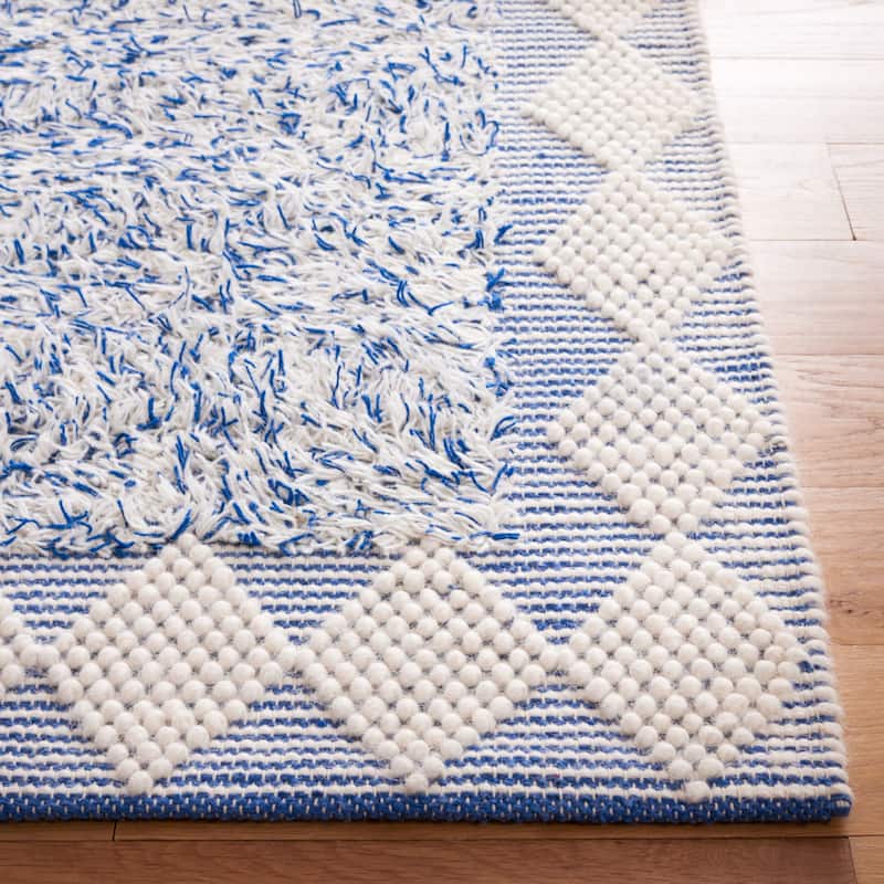 SAFAVIEH Handmade Natura Zissel Boho Wool Rug