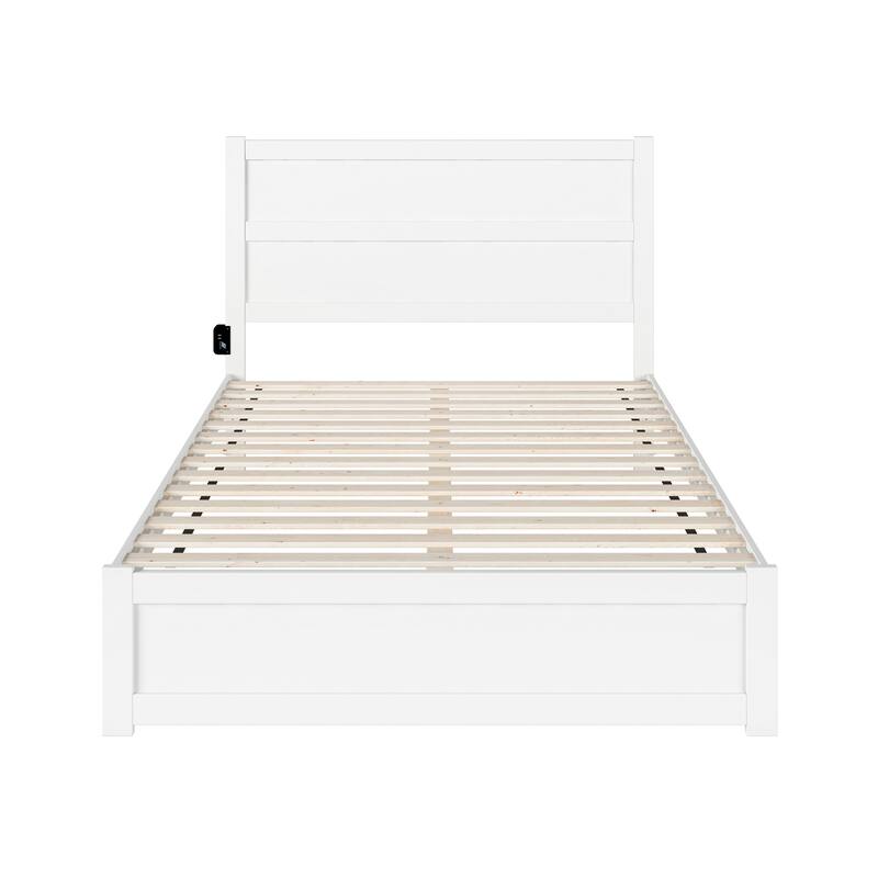NoHo Queen Bed with Footboard in White