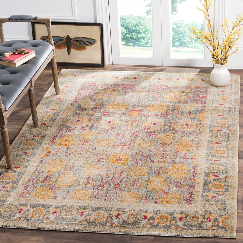SAFAVIEH Granada Saapke Distressed Vintage Boho Oriental Rug - 8' x 10' - Light Grey/Multi
