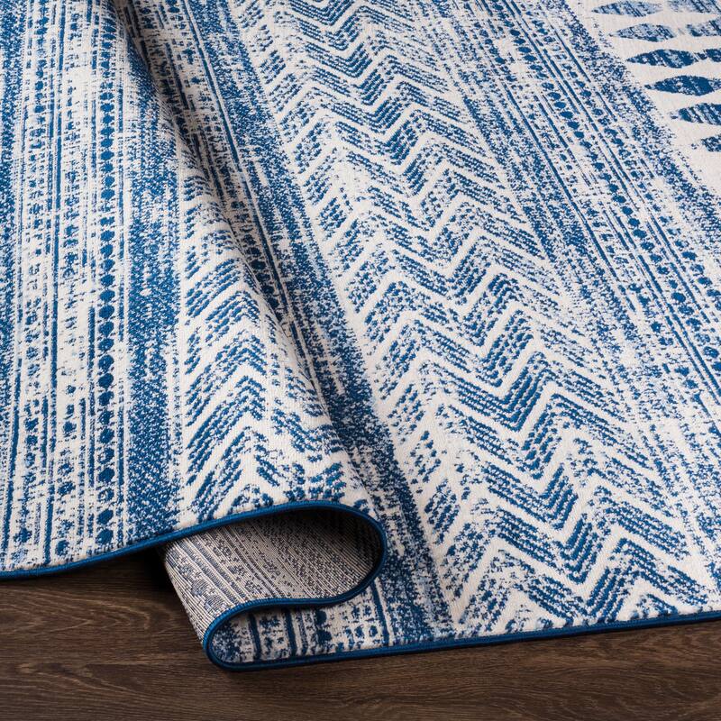 Livabliss Galio Global Chevron Area Rug