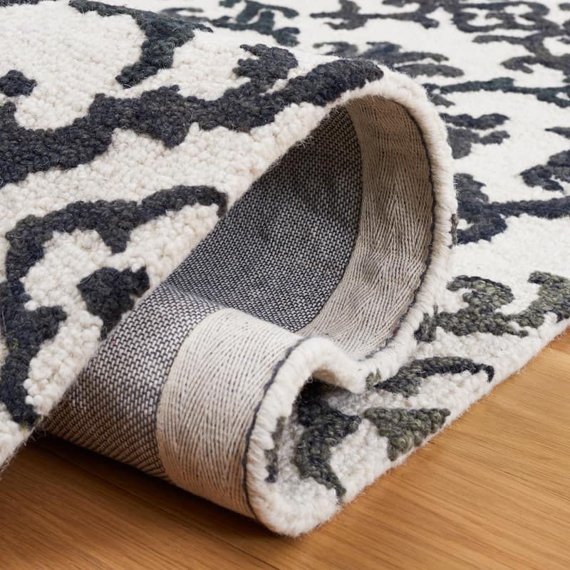 SAFAVIEH, Handmade Blossom Vesela Modern Floral Wool Rug