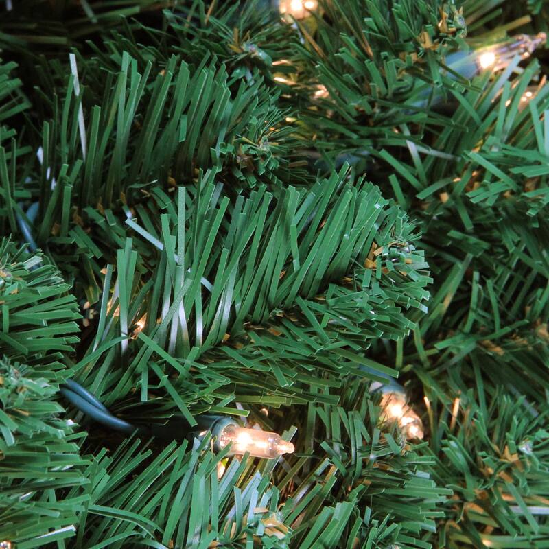 Olympia Pine Artificial Commercial Christmas Wreath Clear Lights 4'