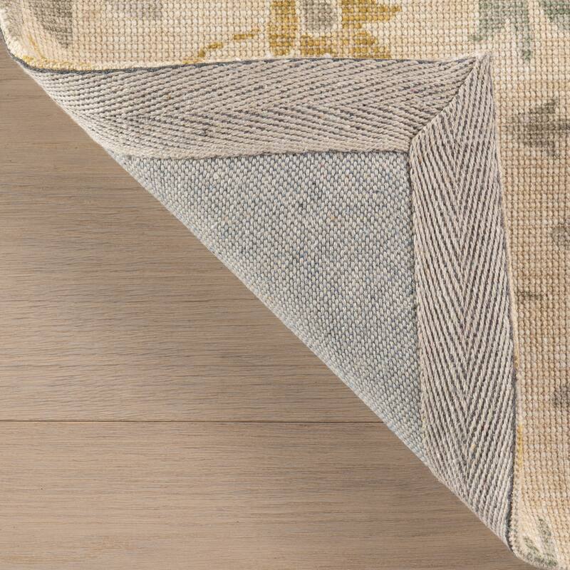 Nuloom Calessa Floral Transitional Area Rug