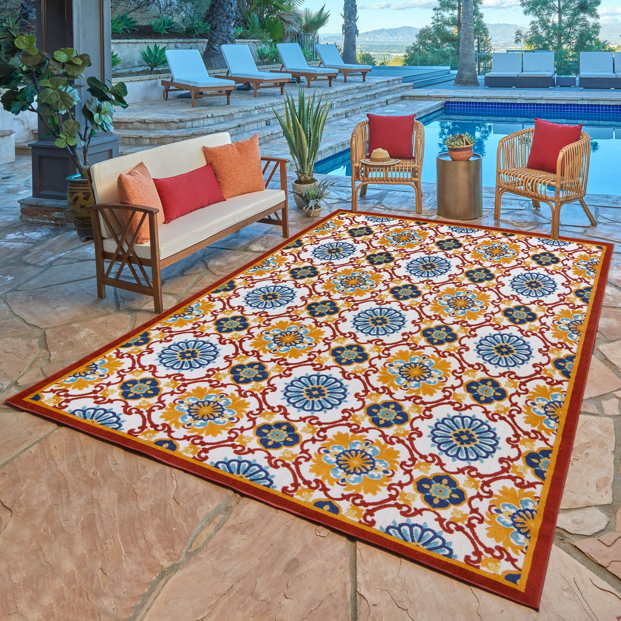Gertmenian Fosel Chora Red Modern Floral Tile Indoor/ Outdoor High-Low Area Rug