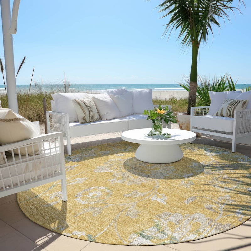 Machine Washable Indoor/ Outdoor Chantille Modern Floral Rug - Gold - 8' x 8'