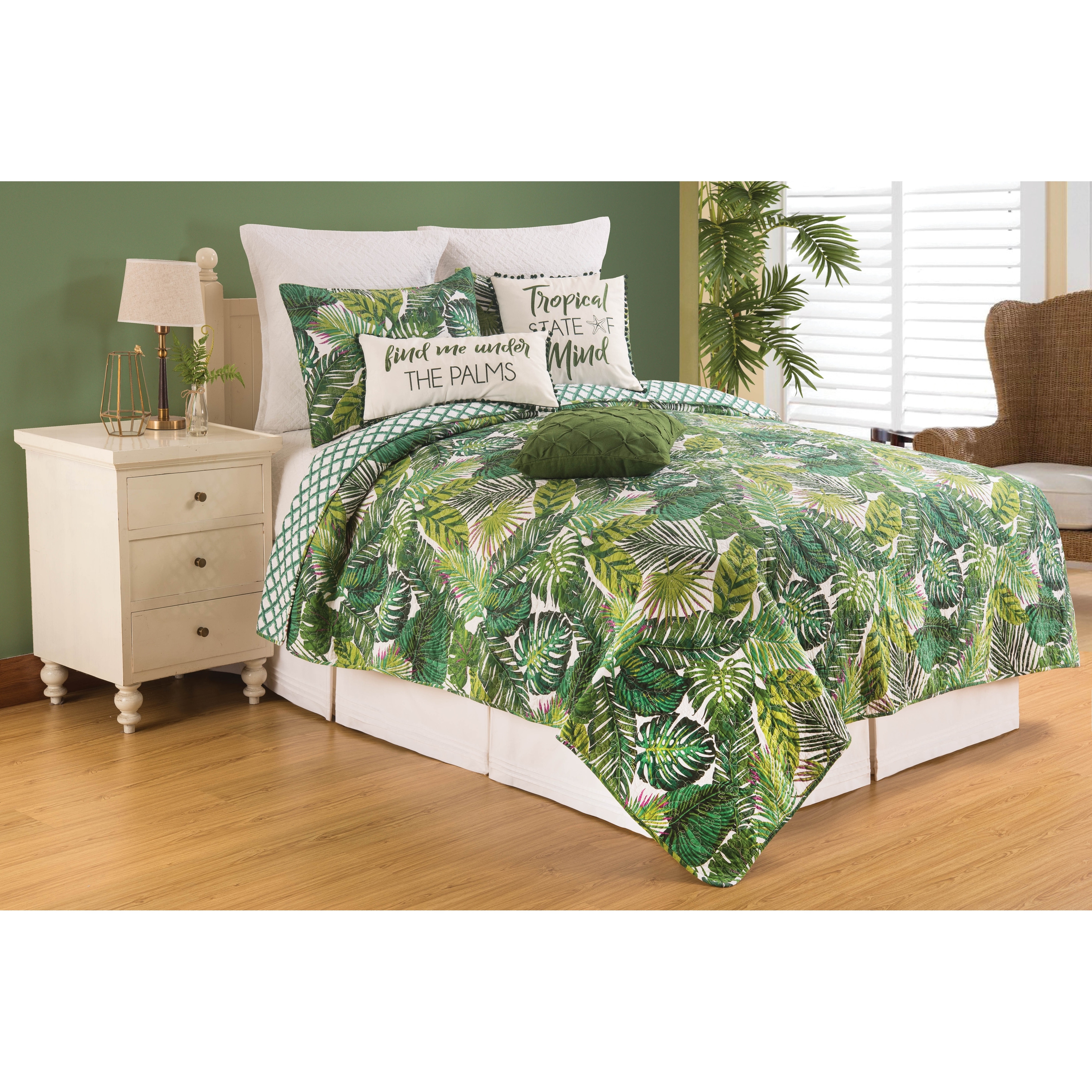 Waialea Bay Tropical Cotton Quilt Set - Reversible and Machine Washable