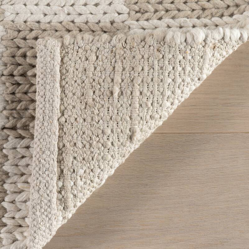 Nuloom Thorenne Checkered Modern Wool Rug