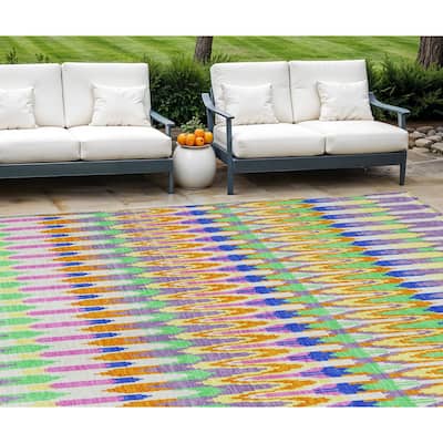 HomeRoots Southwestern Transitional Rectangle Outdoor Rug
