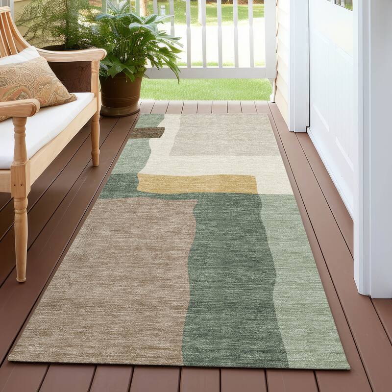 Machine Washable Indoor/ Outdoor Contemporary Blox Chantille Rug - Basil - 2'3" x 7'6"