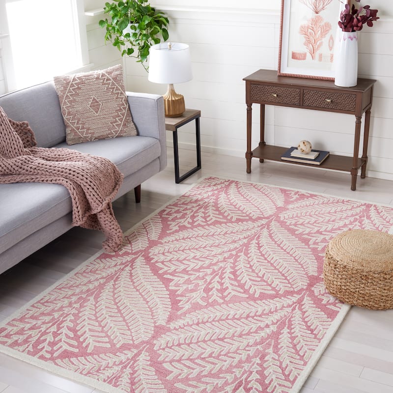 SAFAVIEH Handmade Capri Ilianka Wool Rug - 5' x 8' - Pink/Ivory - Rectangle