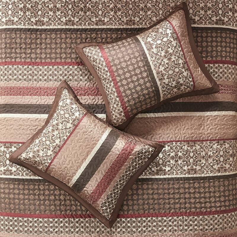 GDF Studio - Princeton 5-Piece Reversible Jacquard Quilt Set with Decorative Pillows