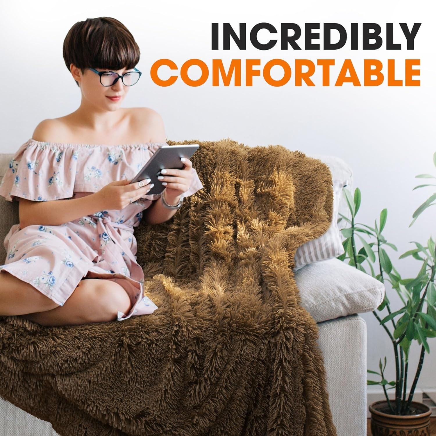 Cheer Collection Reversible Faux Fur Accent Throw Blanket-image