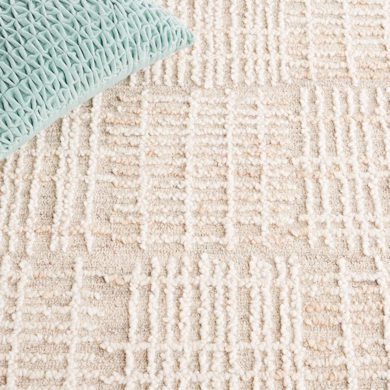 SAFAVIEH Handmade Abstract Anoek Checkered Wool Rug