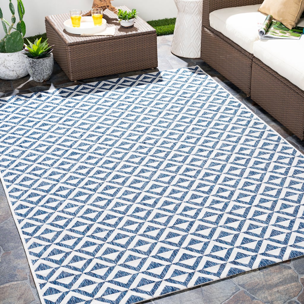 Livabliss Keller Indoor/ Outdoor Diamond Stripe Area Rug