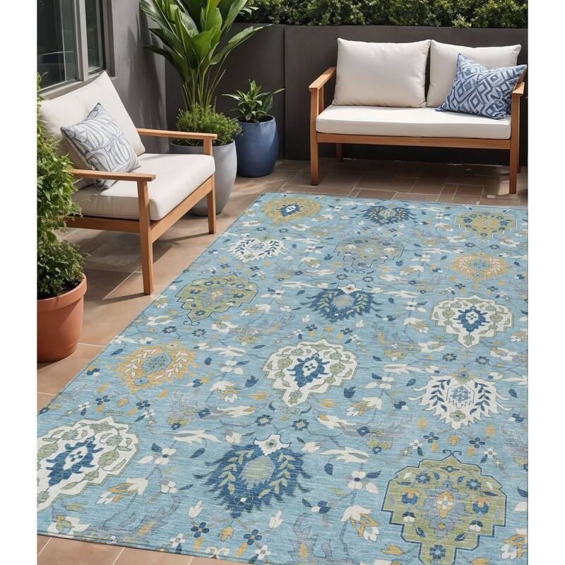 HomeRoots Damask Traditional Rectangle Outdoor Rug - 5' X 8'