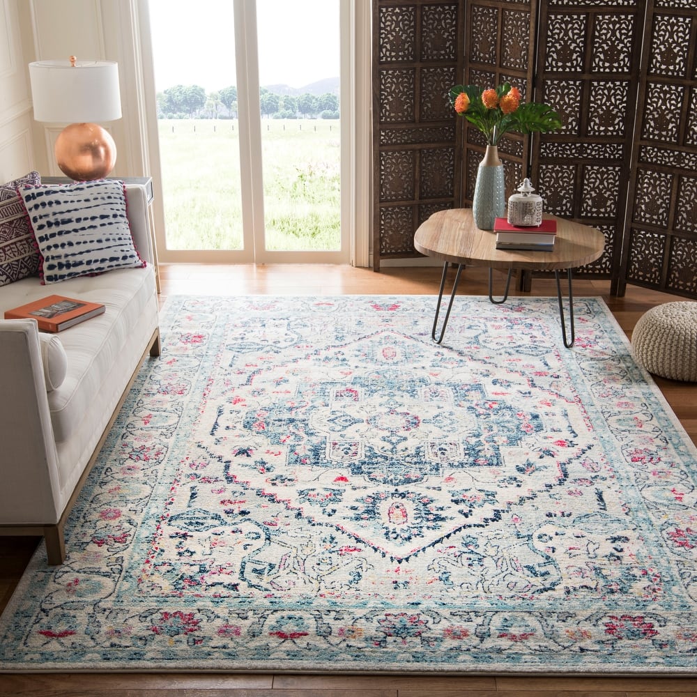 SAFAVIEH Madison Marlene Vintage Boho Oriental Medallion Rug