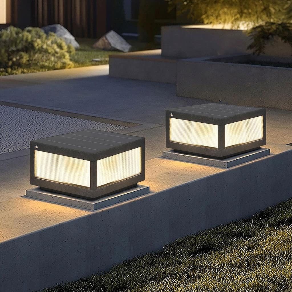 Solar Outdoor LED Dimmable Light Wall/Pier(2 pack)