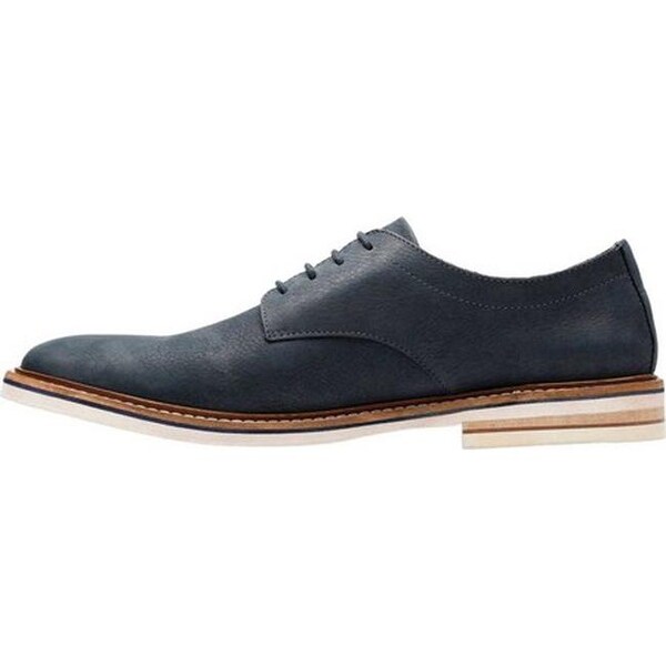 clarks dezmin plain