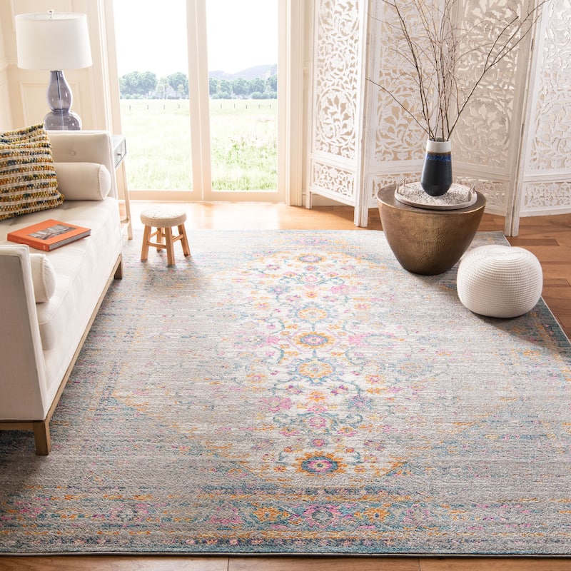 SAFAVIEH Madison Harda Vintage Boho Oriental Rug - 8' x 10' - Light Grey/Fuchsia