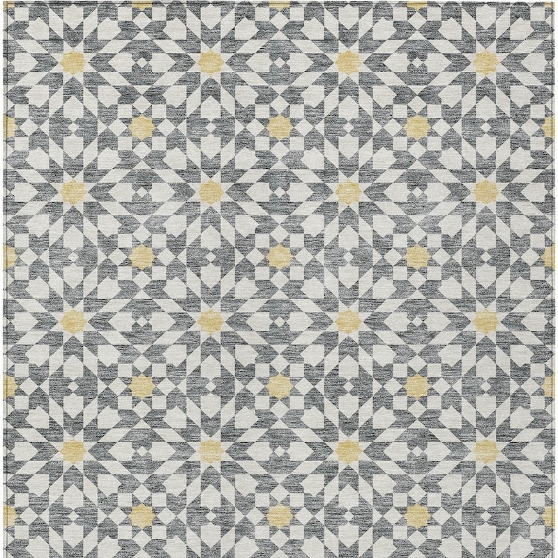 HomeRoots Floral Medallion Transitional Rectangle Outdoor Rug