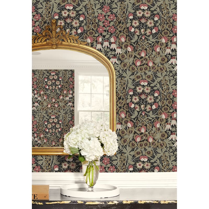Seabrook Designs Tulip Garden Prepasted Wallpaper