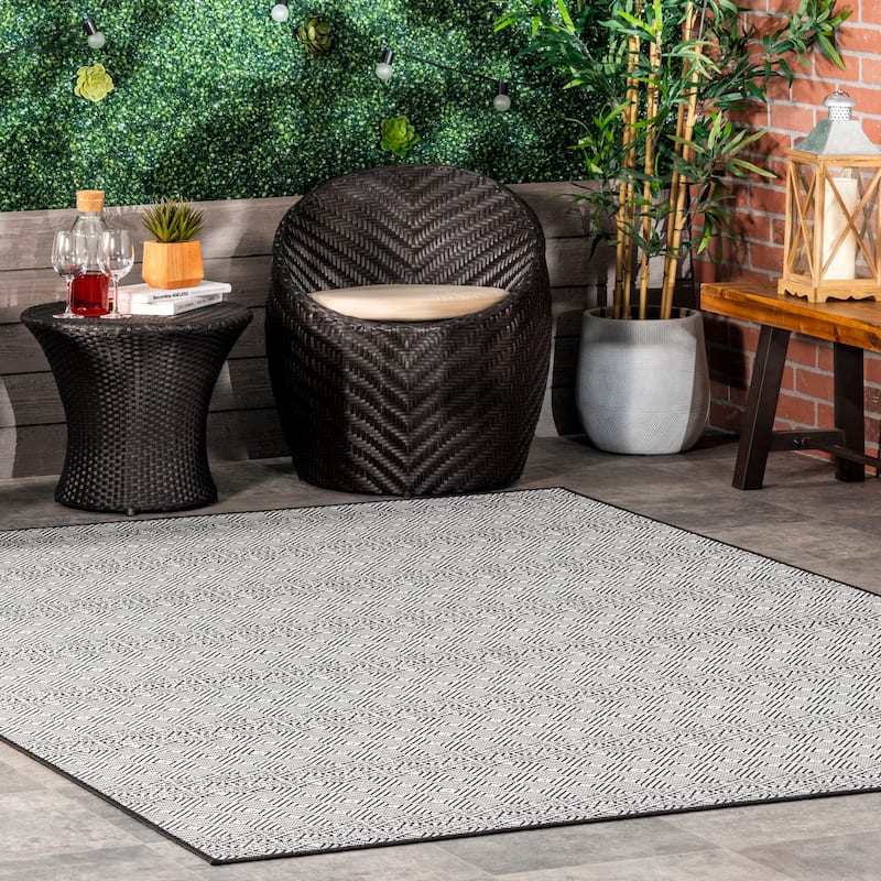 Nuloom Paloma Abstract Geometric Indoor/Outdoor Area Rug