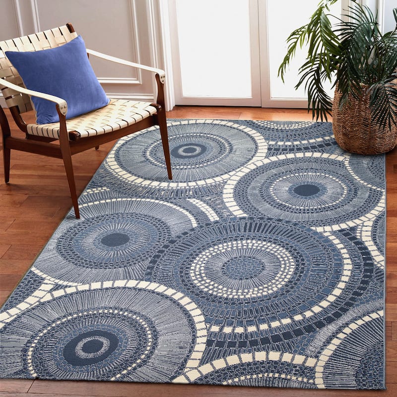 Liora Manne Marina Circles Indoor/Outdoor Area Rug - 4'10" x 7'6" - Delft