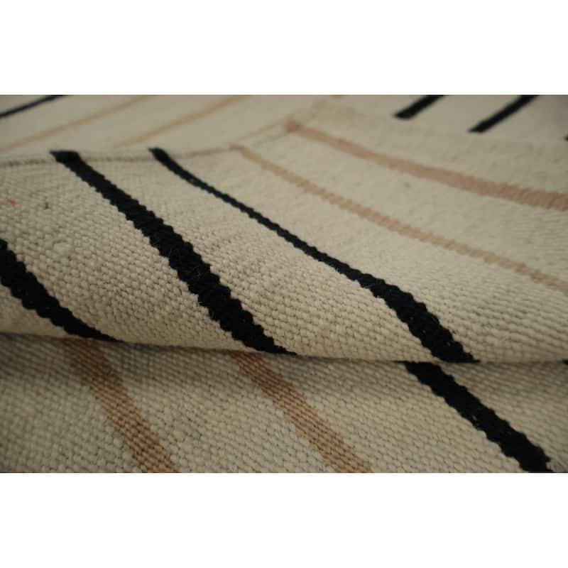 Hand Woven Oriental 100% Wool Carpet Southwestern Modern Beige & Ivories Kilim Area Rug - 5' 10'' X 4' 2''
