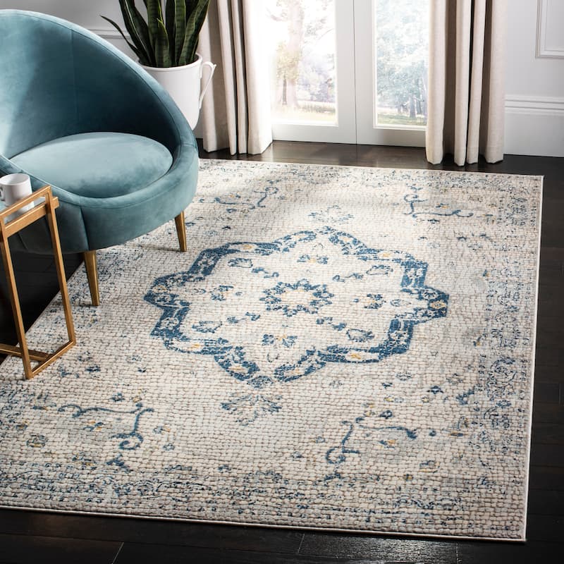 SAFAVIEH Marseille Heledd Oriental Rug - 5'3" x 7'6" - Navy/Ivory