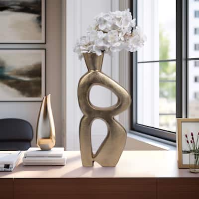 Sagebrook Home Modern Metal Gold Solid Color Novelty Abstract Vase