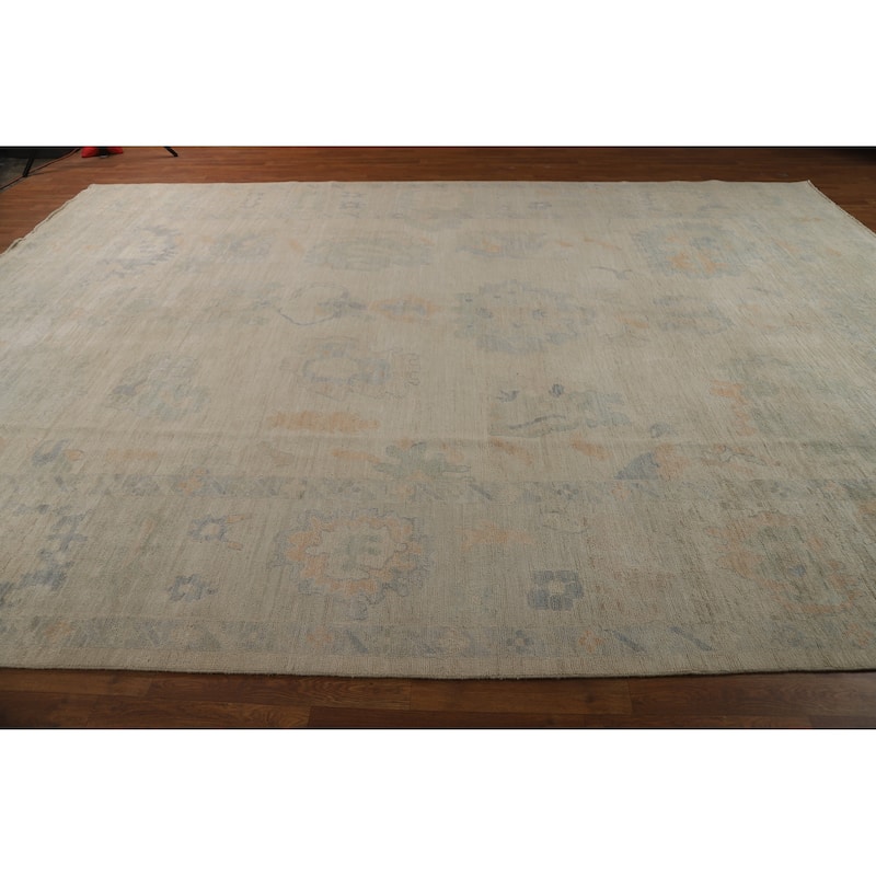 Hand Knotted Oriental 100% Wool Carpet Transitional All-Over Beige & Ivories Oushak Area Rug - 13' 9'' X 10' 0''