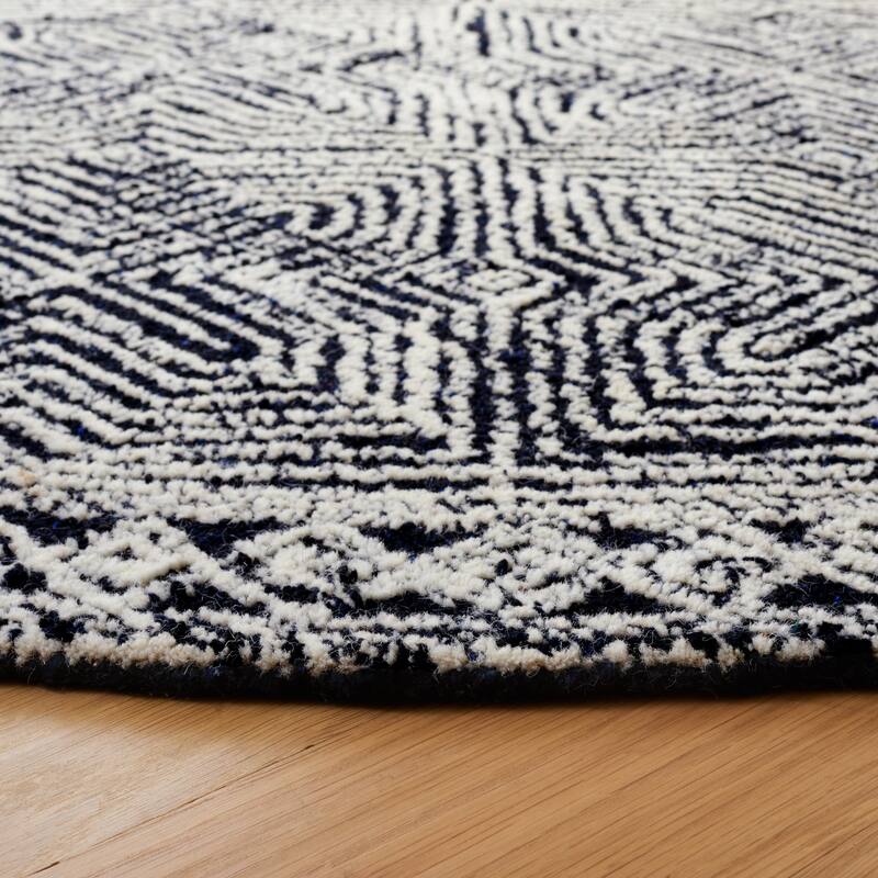 SAFAVIEH Handmade Metro Sawsan Modern Wool Rug