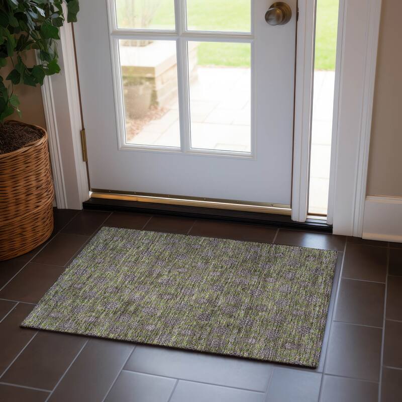Machine Washable Indoor/ Outdoor Chantille Traditional Floral Rug - Olive - 1'8" x 2'6"