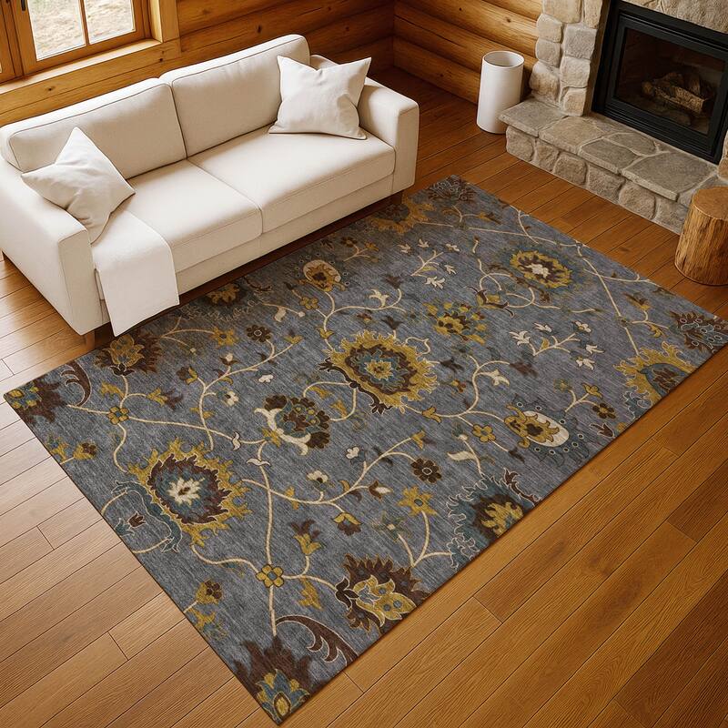 Machine Washable Indoor/ Outdoor Traditional Luna Chantille Rug