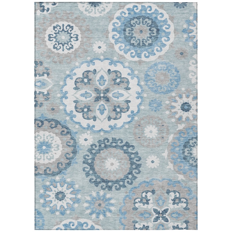 Machine Washable Indoor/ Outdoor Chantille Casual Medallion Rug