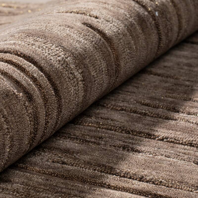 Addison Dazzle Modern Hand Spun Wool and Metallic Area Rug