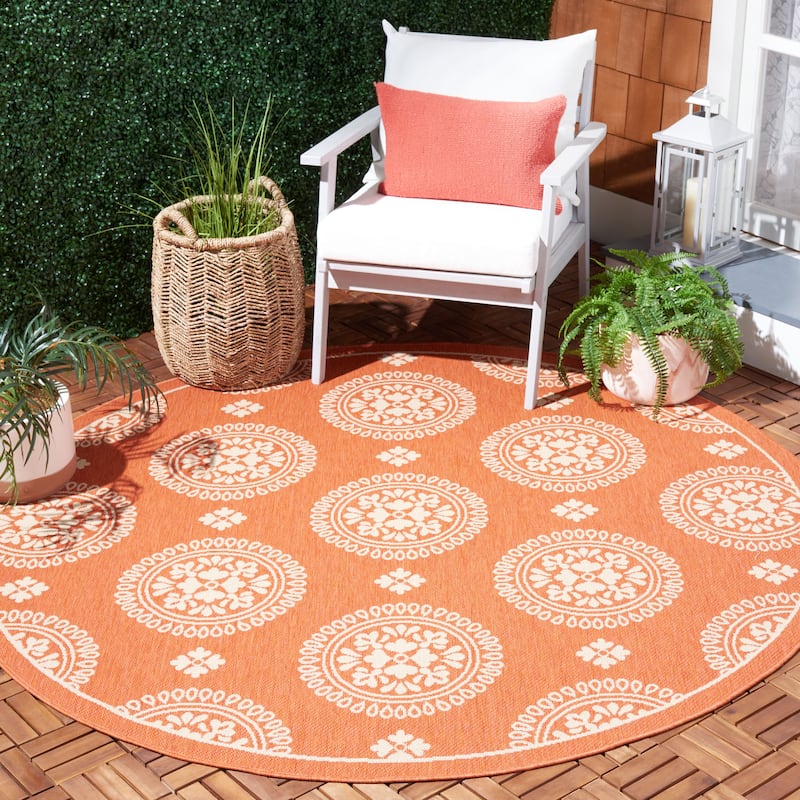 SAFAVIEH Courtyard Lyndy Rug