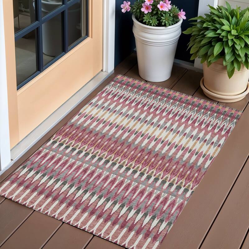 HomeRoots Southwestern Transitional Rectangle Outdoor Rug - 3' x 5'