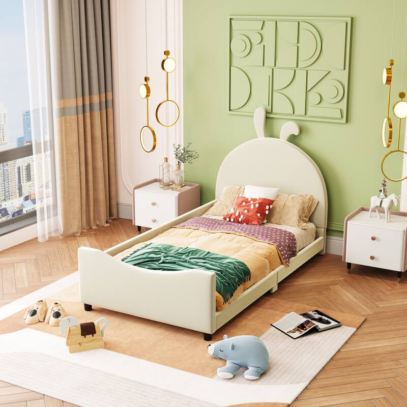 Upholstered Daybed with Headboard