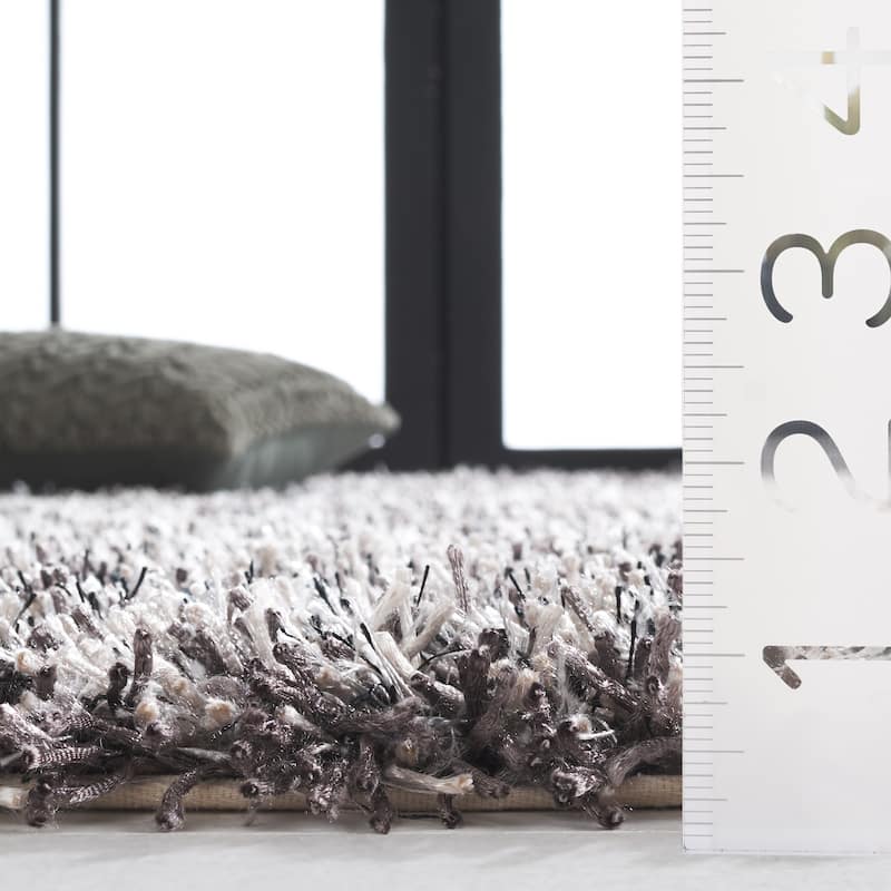 SAFAVIEH Handmade New Orleans Shag Dulce Area Rug