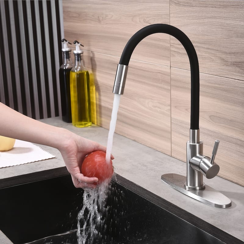 Single Handle Pull-Down Sprayer Kitchen Faucet