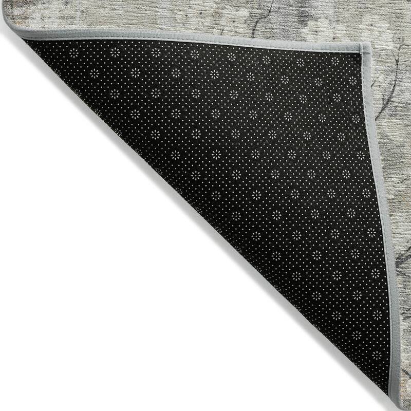 Machine Washable Indoor/ Outdoor Modern Floral Chantille Rug
