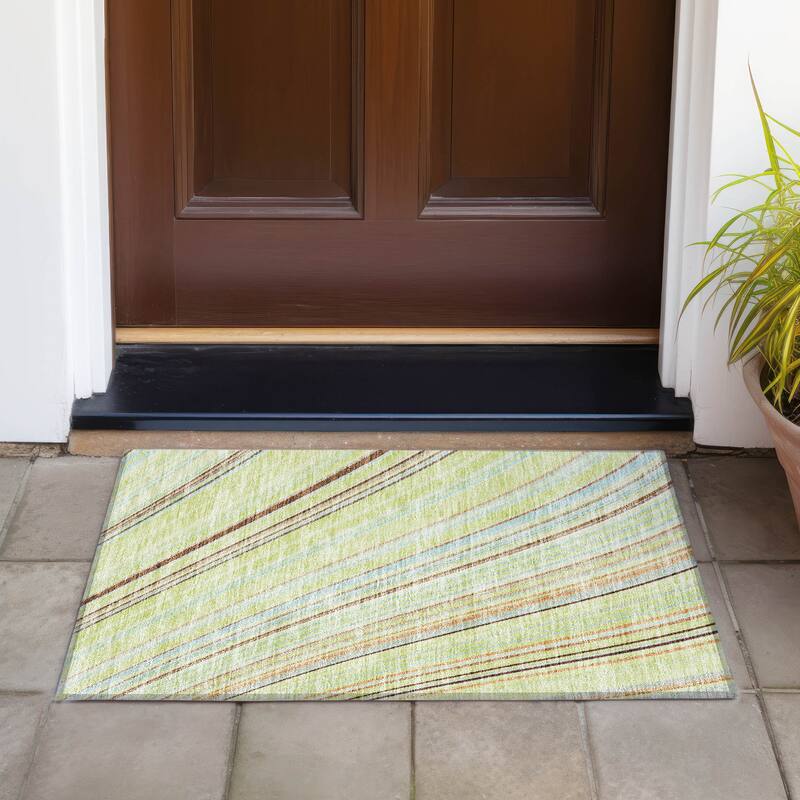 Machine Washable Indoor/ Outdoor Stripe Wave Chantille Rug - Aloe - 1'8" x 2'6"