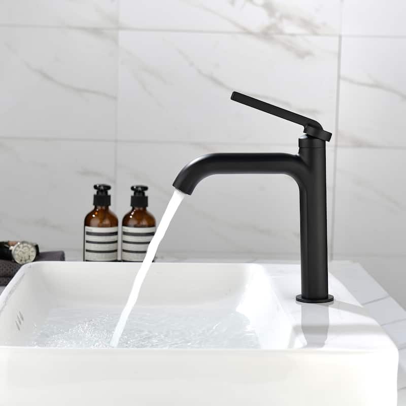 Single Handle Bathroom Faucet Brass Modern 1 Holes Bathroom Sink Basin Faucets Matte Black