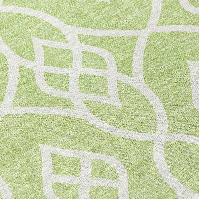 Machine Washable Indoor/ Outdoor Chantille Modern Trellis Rug